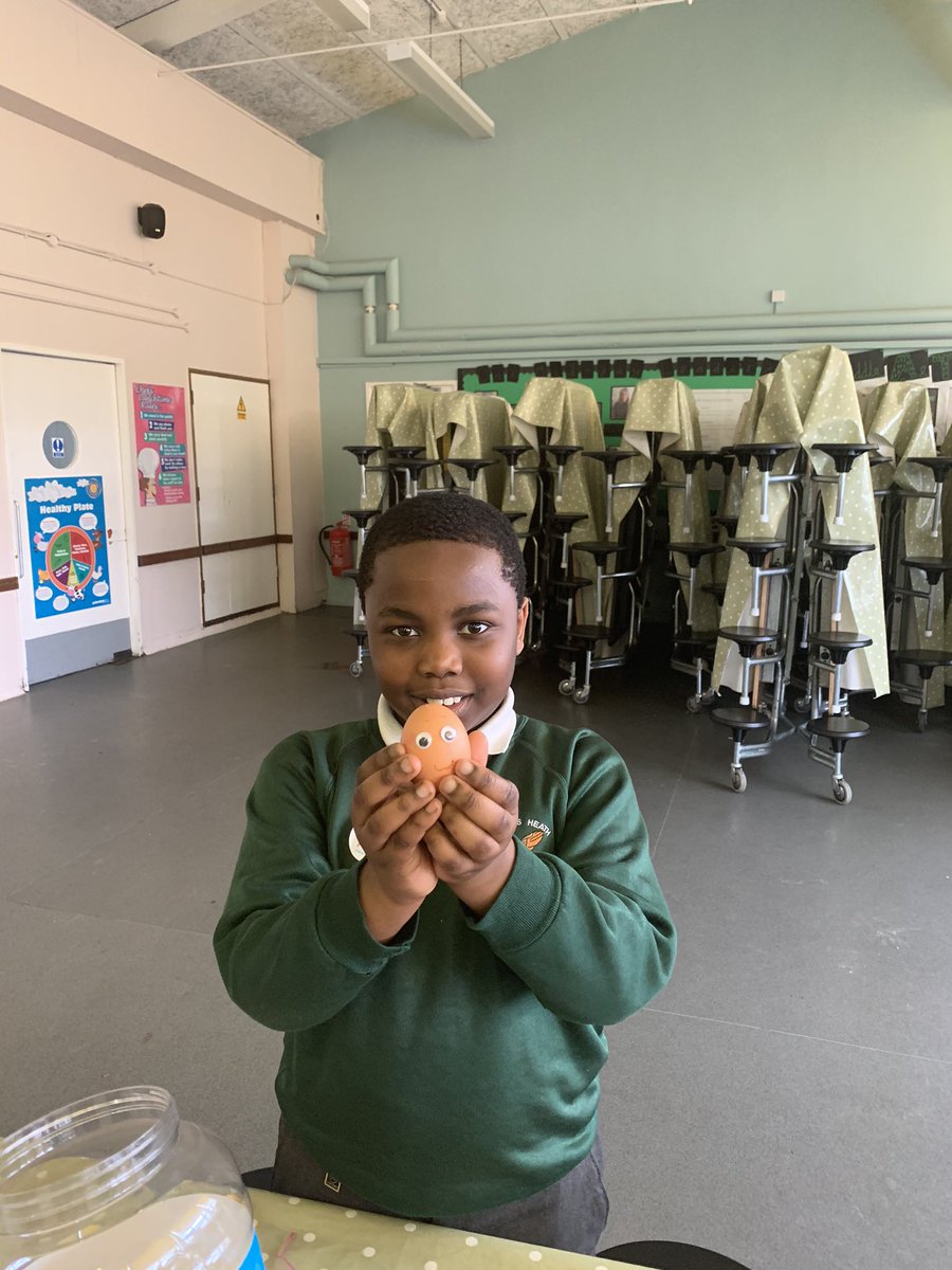 mindworkmatters's tweet photo. The power of our Life Skills group amazes me, the children are busy creating their egg characters to learn the value of responsibility @LessnessHeath #First4Wellbeing @Primary1stTrust https://t.co/U8DuasV5QD