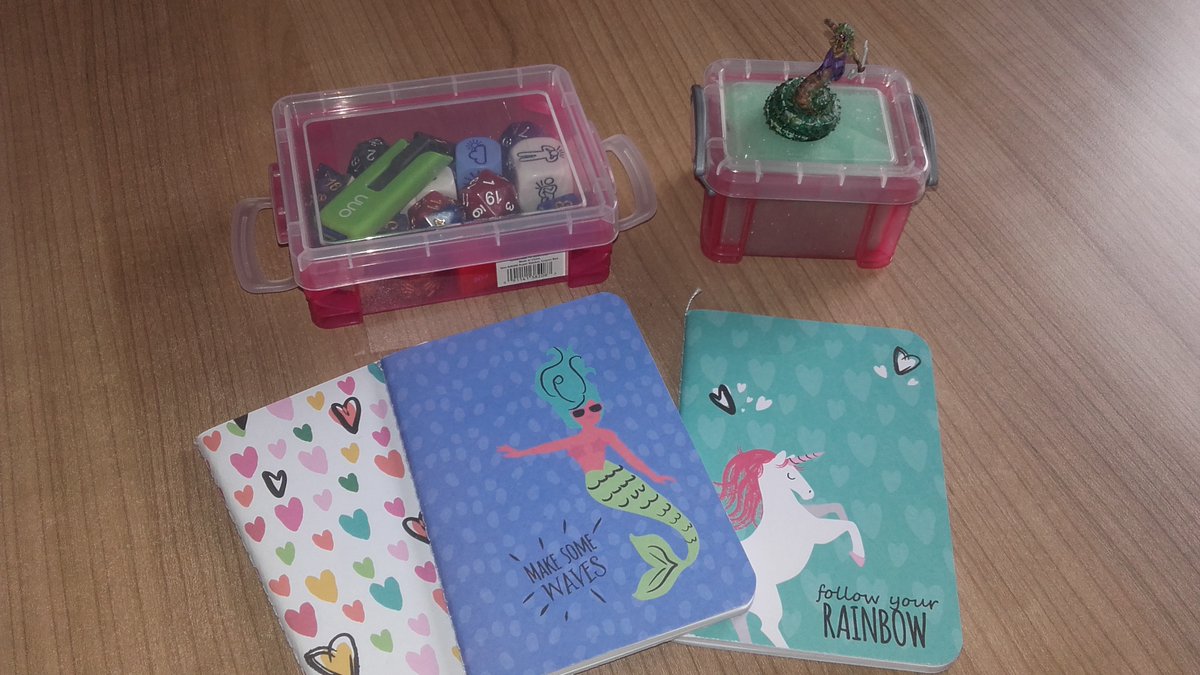 Milori_'s tweet photo. My #BoxOfManyThings arrived! Many really beautiful dice, three cute notebooks (with a 🧜‍♀️ and a 🦄!) and especially the medusa miniature! It's awesome, thank you so much for taking the time for this, @GenericFighter! 😁 And so much stuff on the flash drive, wow! 👀 https://t.co/BpuLsCd2te