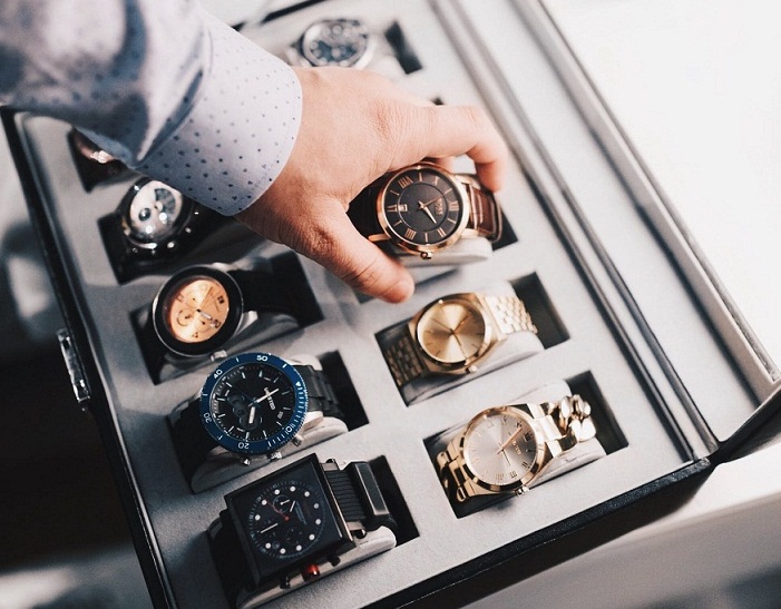 StylesMen_'s tweet photo. Best Brands of Men’s Watches: A Stylish Accessory https://t.co/8c5k0Y8fEq https://t.co/FNKXypat8e