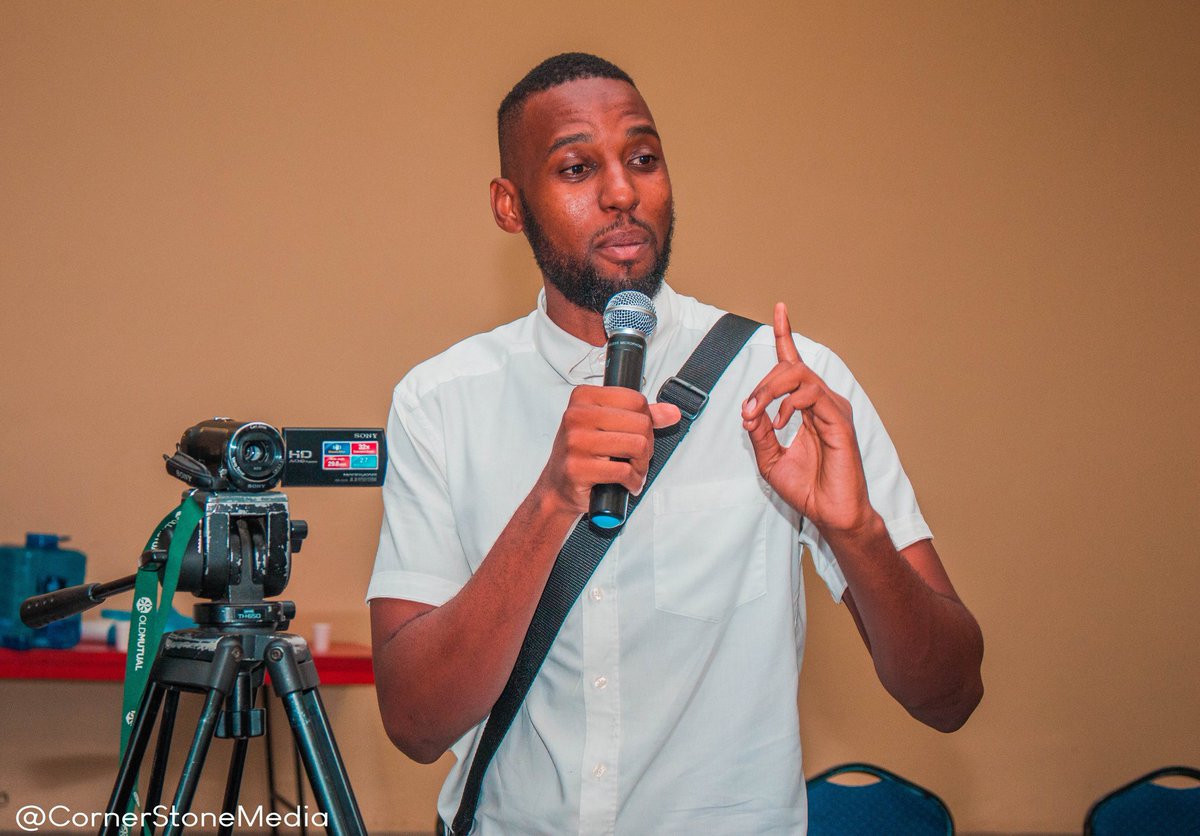 collabgensa's tweet photo. #DelayedPost @NhlanhlaNhlapo gave Emalahleni exceptional insight and advice on how to use the digital space as a creative in order to grow your chances in the creative industry.

#MpumalangaEntertainmentTakeOver2020 https://t.co/KoIZiNlD5i