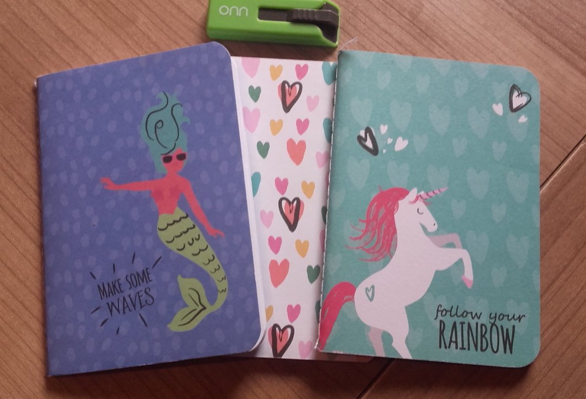 Milori_'s tweet photo. My #BoxOfManyThings arrived! Many really beautiful dice, three cute notebooks (with a 🧜‍♀️ and a 🦄!) and especially the medusa miniature! It's awesome, thank you so much for taking the time for this, @GenericFighter! 😁 And so much stuff on the flash drive, wow! 👀 https://t.co/BpuLsCd2te
