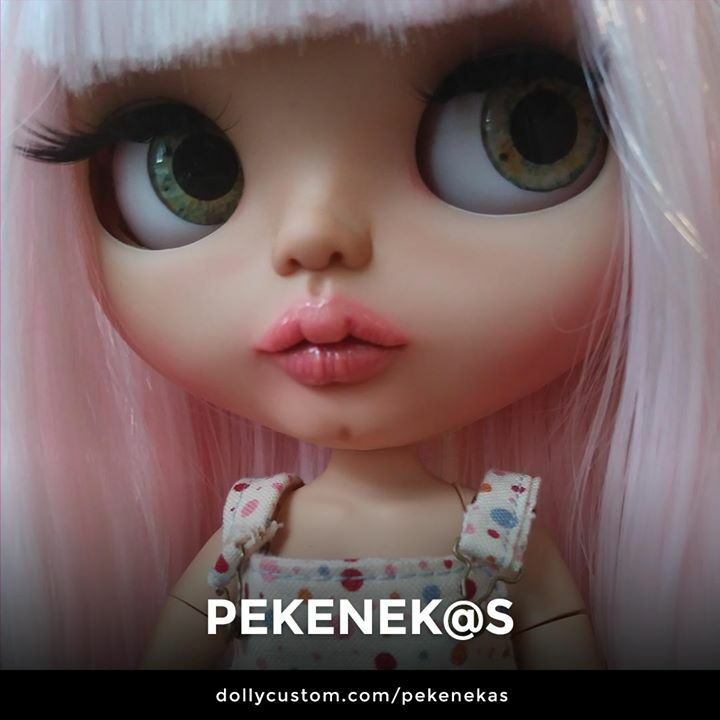 Check out PEKEÑEK@S at the DollyCustom site: dollycustom.com/pekenekas/ #dollycustom