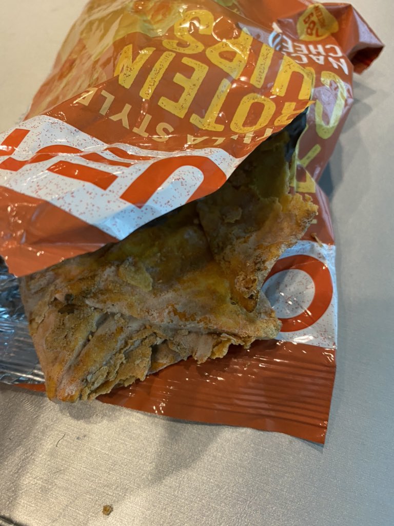 UncleSweeBeeps's tweet photo. @questnutrition I love, love, love your products! The bars, the chips, but this... gross! It was fresh out of the box, and of course it’s too late to return it. I’m just bummed that I have one less bag to eat now! https://t.co/1SJeJrx8gD