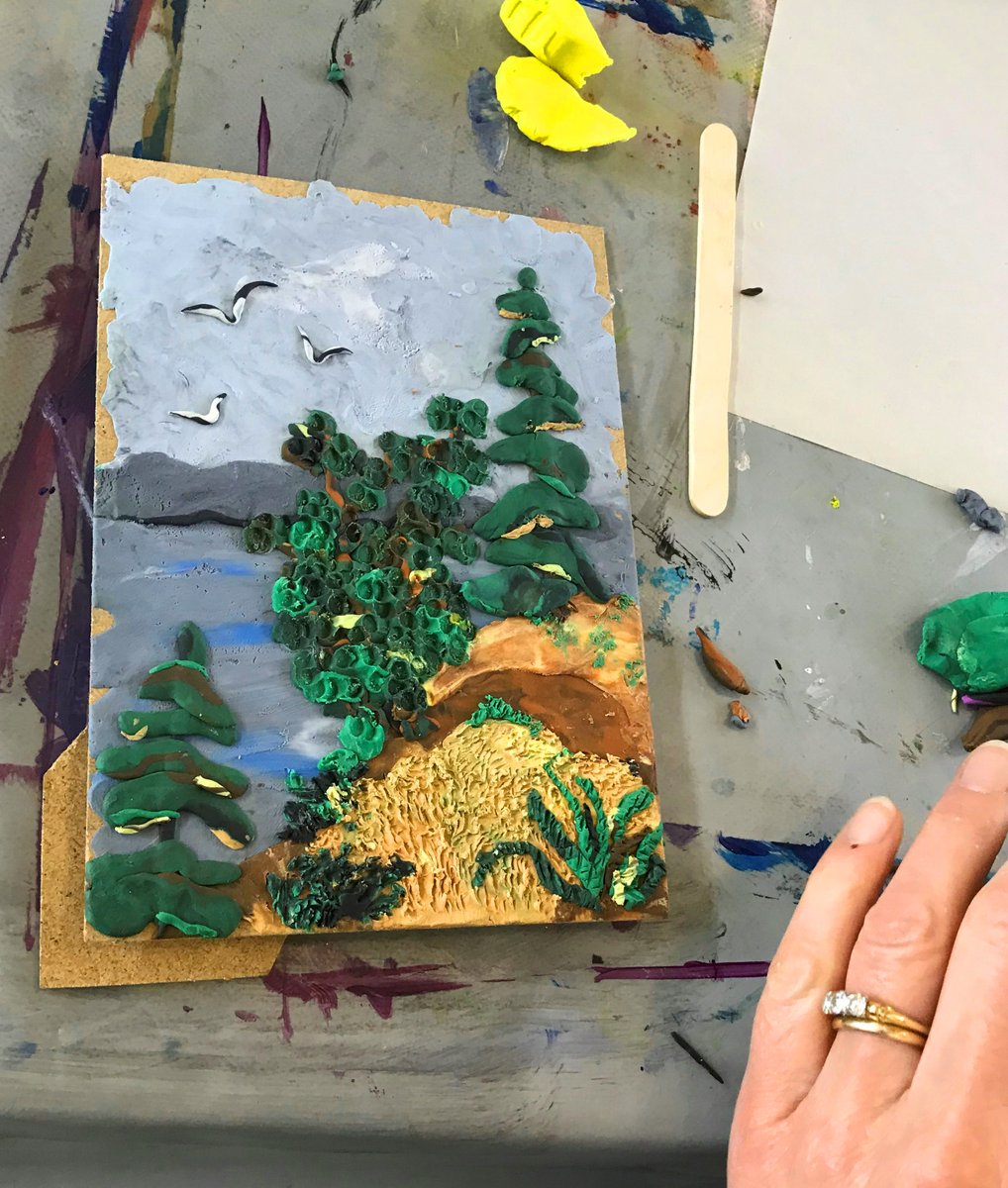 VisualArtsMiss tweet picture