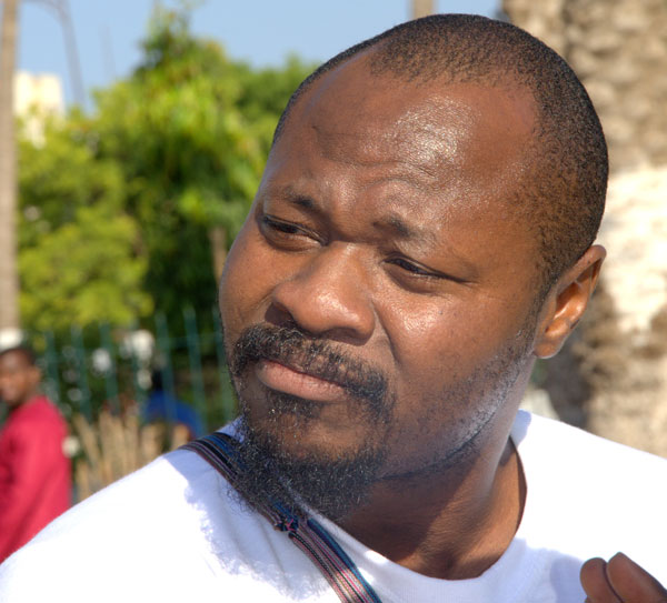 thiernodicko's tweet photo. L'activiste Senegalais Guy Maruis Sagna libéré, il été arrêté arbitrairement lors d'une manifestation contre la hausse du prix de l'électricité.
#Senegal  #GuyMaruisSagna #FreeGuyMaruis https://t.co/CED4HQvVoQ