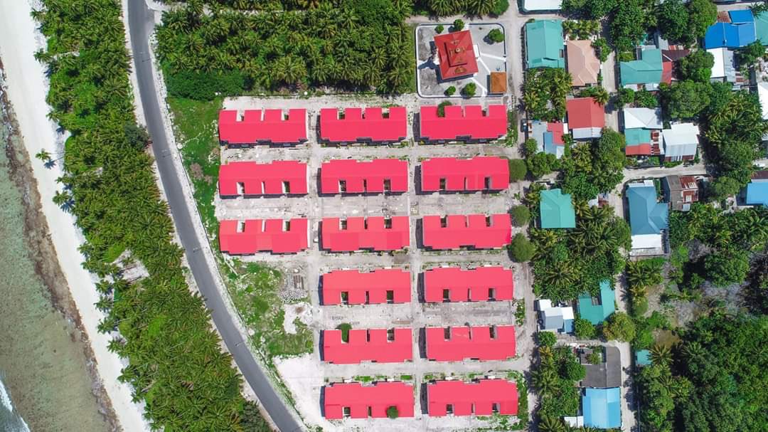 MIHUDmv's tweet photo. ފުވައްމުލަކުގައި އިމާރާތްކޮށްފައިވާ ފްލެޓު ސަރަހައްދުގެ ލޭންޑްސްކޭޕް ހެދުމުގެ މަސައްކަތުގެ ތެރެއިން https://t.co/S8SSKglDqR