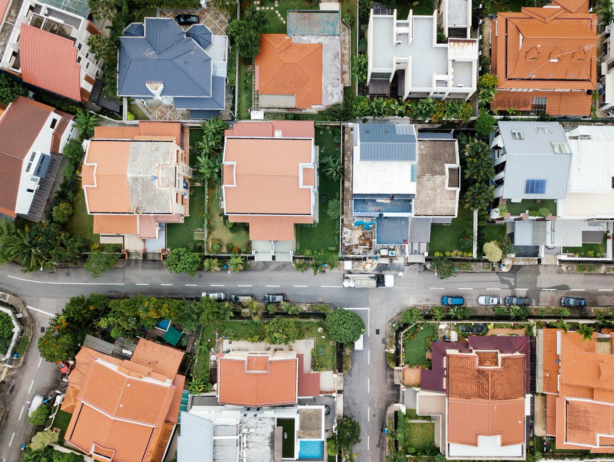 MyPlanit is a new kind of CRM because it manages relationships with places and time as well as it does with people.    sellandbuyyourhouse.com/2020/02/18/myp…    #RealtorLife #PropTech #RealEstateNews #realestateagent #myPlanit
