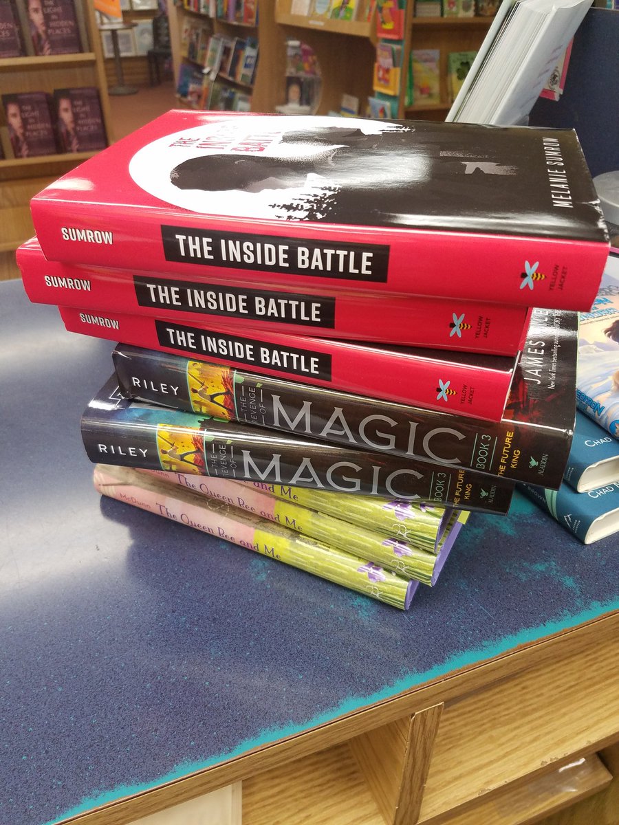 kmarch67's tweet photo. Oh hey @melaniesumrow look what I'm putting on our shelves today! #InsideBattle @littlebeebooks https://t.co/tI6AMLGyw3