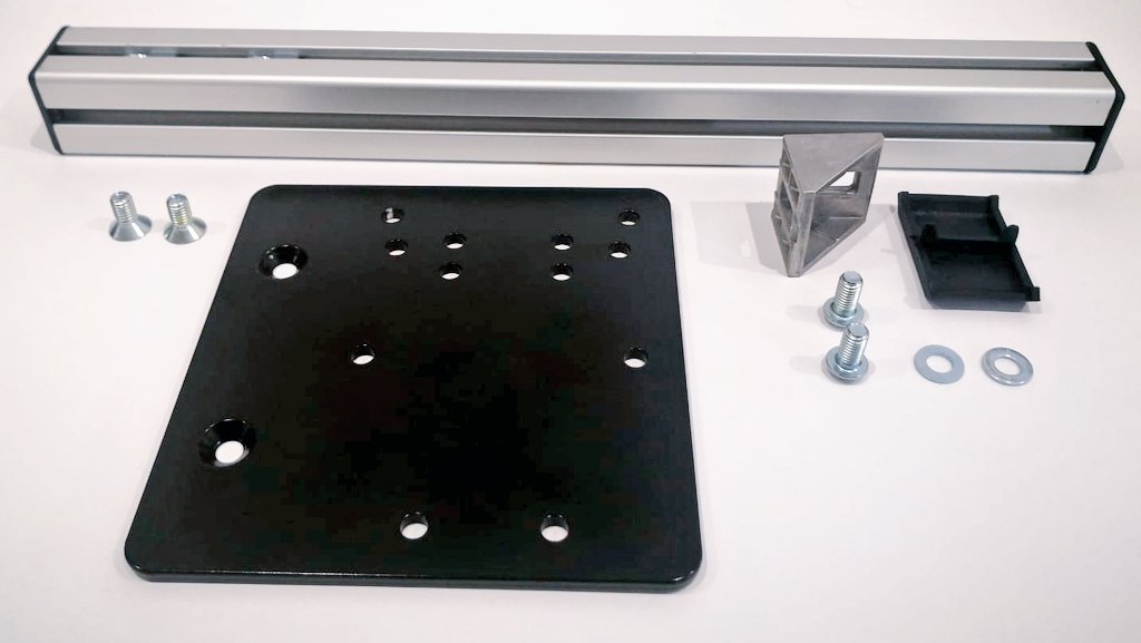 Presentamos <a href="/CompactCockpit/">IOVALUE CompactCockpit 🏁</a> shifter plate. A la venta a partir del 15 de marzo. Compatible con shifter  fanatec, thrustmaster y Logitech. Adaptable a cualquier posición. El complemento perfecto para tu RIG <a href="/iovaluetech/">IOVALUE TECH</a>.
 <a href="/MundoGT/">MundoGT</a> @javimamenfabio <a href="/jrbuela1/">José Ramón Buela</a>