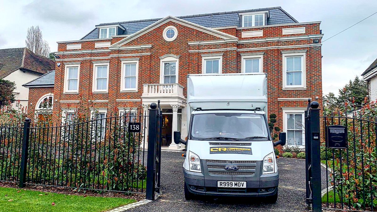 CompRemovals's tweet image. 6 man pack today, 150 boxes used and 30 wardrobe cartoons for the big move tomorrow 👌👌

comprehensiveremovals.co.uk 

#removals #storage #essex #romford #brentwood #basildon #chigwell #woodford #loughton #dagenham #hornchurch #removalservice #epping #grays #removalcompany