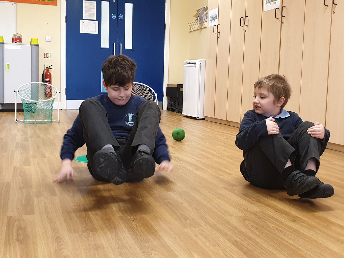 DuxburyMead's tweet photo. Today Fab Four worked on throwing the ball in a target basket (short and long distance) and also balancing. Super job as always boys #teamfab4 #balancingsuperb @Zebrasclass @MeerkatsClass @ClassPanda @Huntingtower https://t.co/nw3dUo2AnU