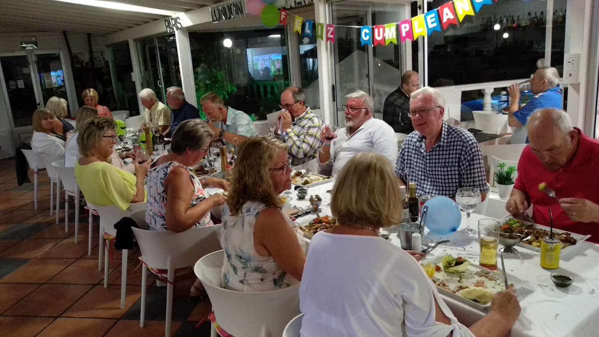 DavidTNF0's tweet photo. #FelizCumpleaños🎂 #HappyBirthday🎂 #SunsetViewClub #DiamondResorts #JPSunsetViewClub @Rtccsvc_luisa @Lola_RCO @Lidia_SVC @juanmaintenance @Hamidreception @AnastasiGio https://t.co/aiOh10e706