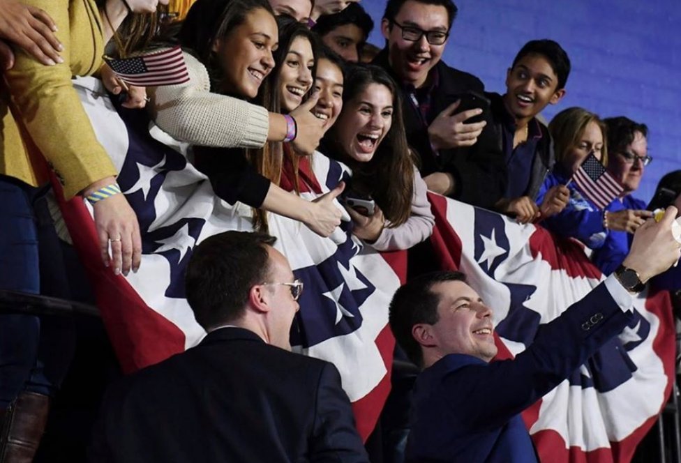 teampetewte's tweet photo. Maggie and I invite you to watch the Super Tuesday election returns with us, beginning at 6pm, tonight, at the South Beach Cafe, of course.

There is nothing to do but show up!  No signups required.

See you then! 
South Beach Cafe
800 Embarcadero at Townsend https://t.co/e3HL7r4WkL