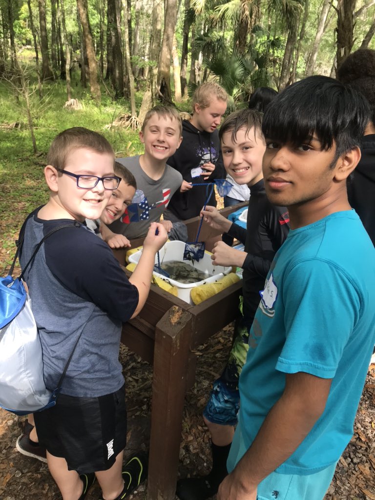 HawksNhawks4's tweet photo. Day 2.. Critter Round Up! Looking for a diversity of critters! https://t.co/6G8wdsxJIx