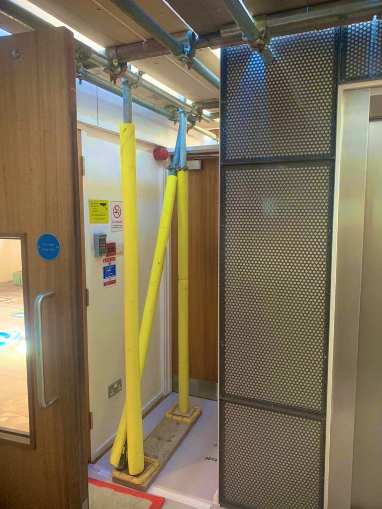 ATDScaffolding's tweet photo. Internal access scaffold structure skilfully designed to enable major redecoration and repair works within restricted space.
Project completed by ATD Scaffolding Contractors for a regular client- Amber Group London in Waterloo, London.

Visit us on https://t.co/h9NdyEjKhw https://t.co/CtUUW48bi2