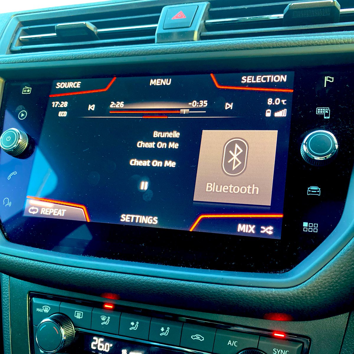 Hidez86's tweet photo. @BrunelleUK and sunshine = 💃🏽 another bloody TUNEEEEE 🕺 https://t.co/6G71SgecLk