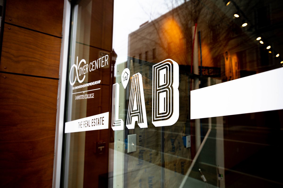 LVEDC's tweet image. Leaders from @LafCol and @CityCenterAtwn are partnering on a new program that aims to teach local residents how to invest in real estate, manage properties, and more: instagram.com/p/B9Rx9iMFdKq/ #LVmadeposisble