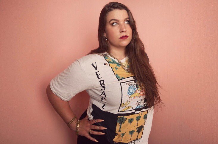 beastspod's tweet photo. We’ve got a bad bitch alert! @emilydukehaha is a PLEASURE on this week’s BEASTS! She hilarious & had some real creepy boyfriends. Listen!
#womenincomedy #beastspod #softballskinny #softball #funnypodcast #comedypodcast #beastmode #eatingdisorderrecovery #strongbitch https://t.co/cPhBC1RW4g