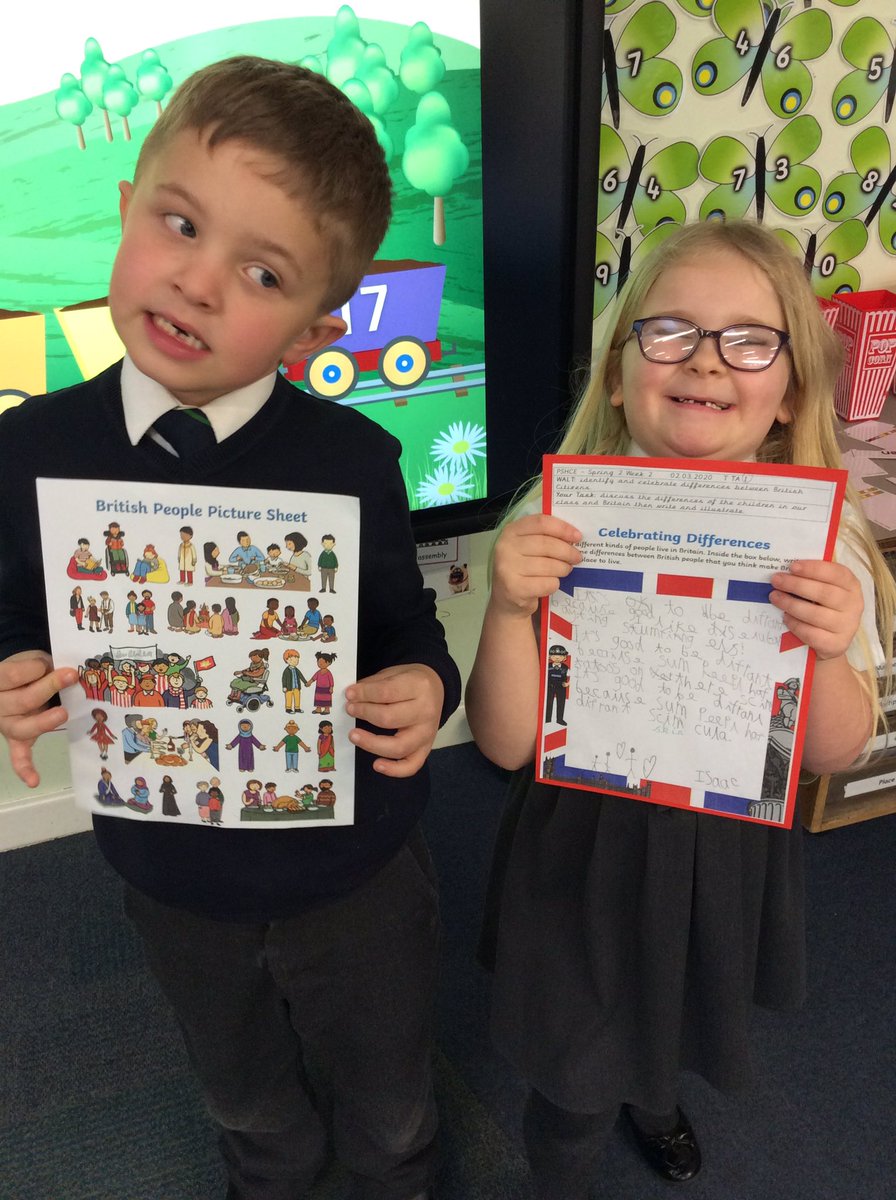 ASALeavers25's tweet photo. We’ve been celebrating our differences today! We learnt that no matter what anyone looks like, believes in and/or chooses to do or wear, they are WELCOME in Great Britain! Just like the beans; we are all different and that’s what is truly magical! #ASABritishValues #ASAWriting 🌍 https://t.co/LM6Re5Vwdz