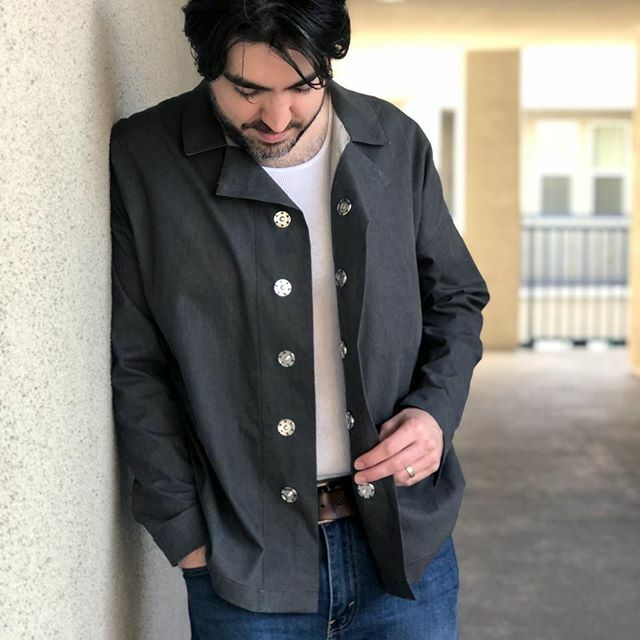 pfont's tweet photo. Happy birthday to the love of my life @ryanerato! To celebrate, I finally finished his #ilfordjacket as a shirt. Check out those huge snaps!⁠
⁠
On the blog today, I talk about all the changes I made to this pattern to turn it into a shirt. Like addin… https://t.co/jc3fitE6Qx https://t.co/lBQEbOWbeZ