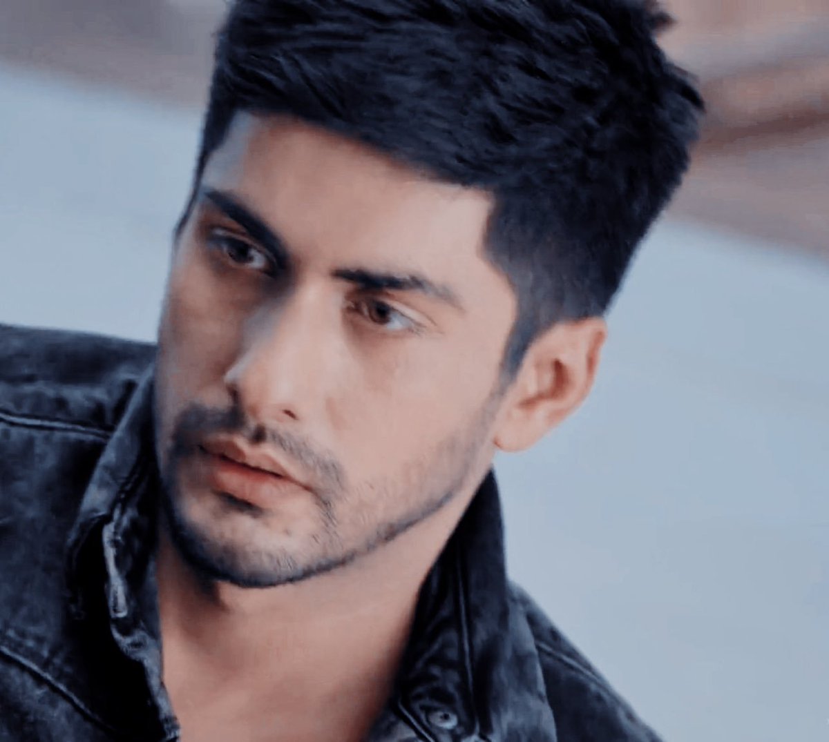 naamcheen's tweet photo. #Sanjivani 

#SiddhantMathur is the best ITV character ever. True to heart...and extemely loving. @namitter29 https://t.co/fJd2AH7RwN