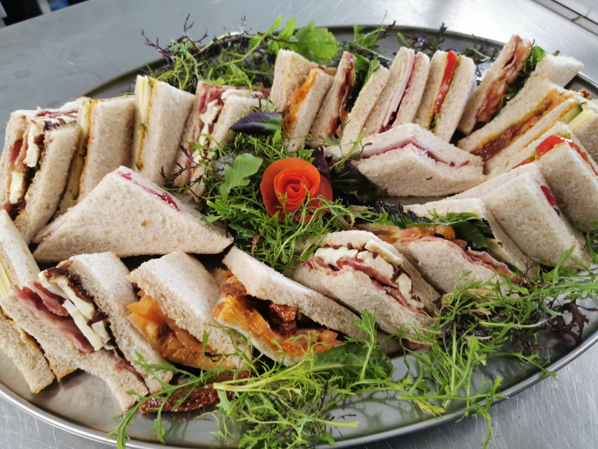 AndieMacrae's tweet image. From the GROW project @invernessbotanics to the kitchen of #highlandrugbyclub to the table of high level business meeting at the  venue. #freshfood