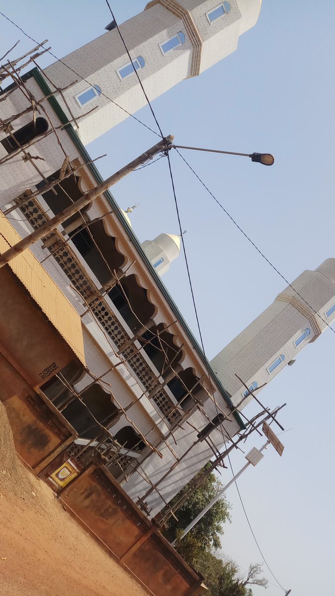 ssintaly's tweet photo. La mosquée 🕌 de #Sintaly en rénovation https://t.co/bLz9dvijXq