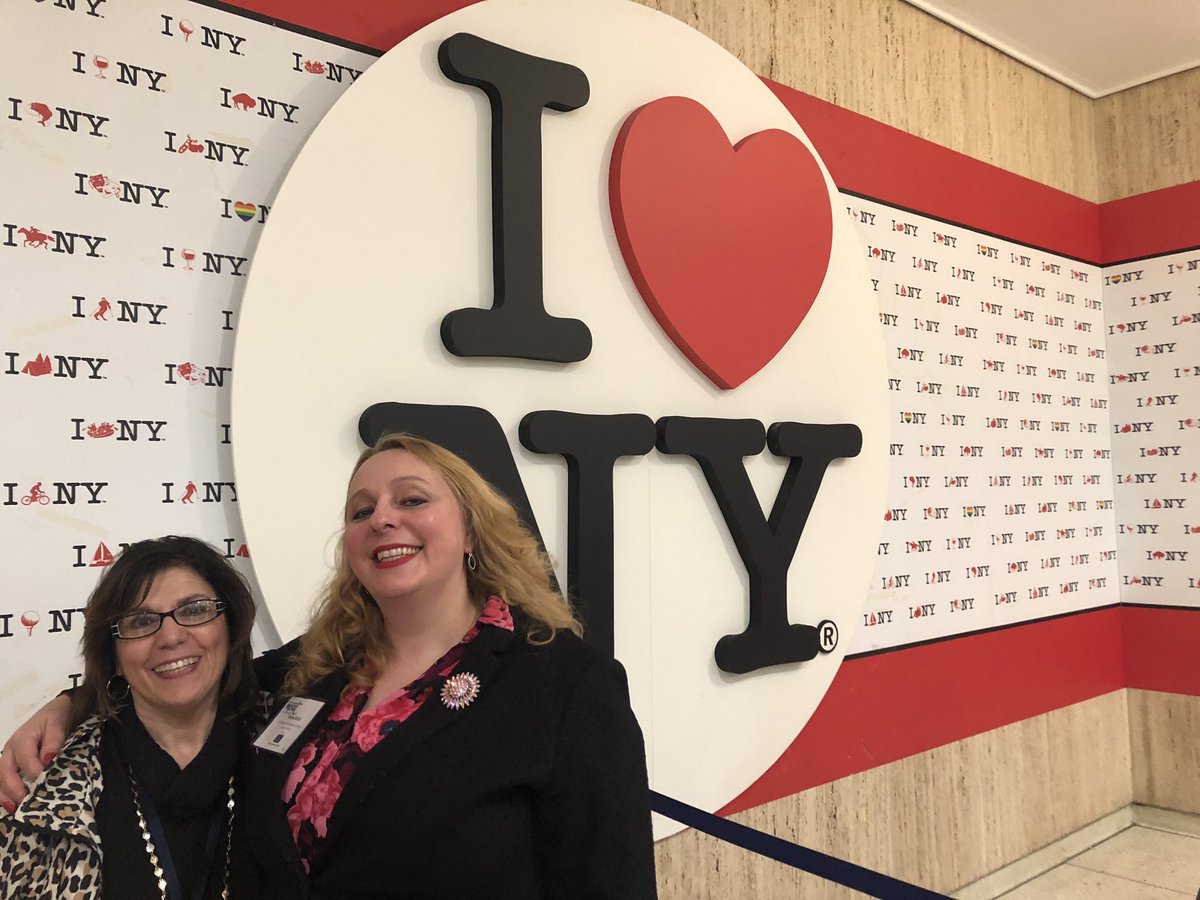 Skotch73's tweet photo. Storming the castle! Fully Fund Our Public Schools! #nysutcommitteeof100 @nysut https://t.co/ECWomTrfha