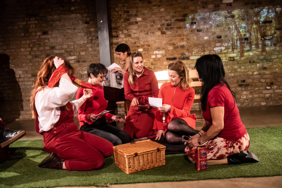 Audiences really enjoyed the opening night of IT ALL COMES BACK

'It was a powerful performance drawing on the troubles of the world...'

'It was heartfelt and deeply authentic...'

<a href="/arcolatheatre/">Arcola Theatre</a> until Friday!
arcolatheatre.com/whats-on/it-al…

#Women #dalston #hackney #community