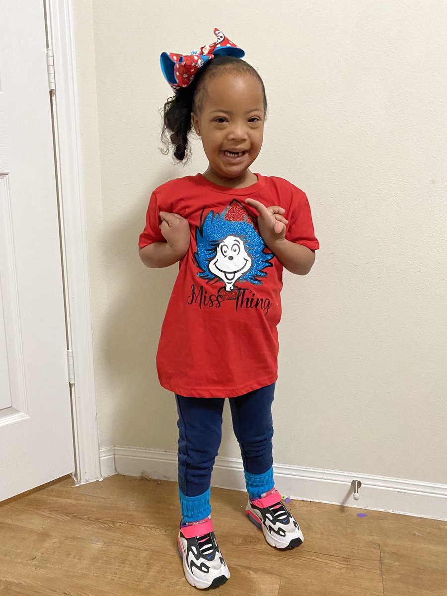BrigitteQuinon4's tweet photo. Celebrating Dr. Seuss birthday all week. @Keeble_AISD Today wear your red and blue! Go ahead Miss Thing! ❤️ @morson_marie @AldineISD https://t.co/UlhLrBF0FP