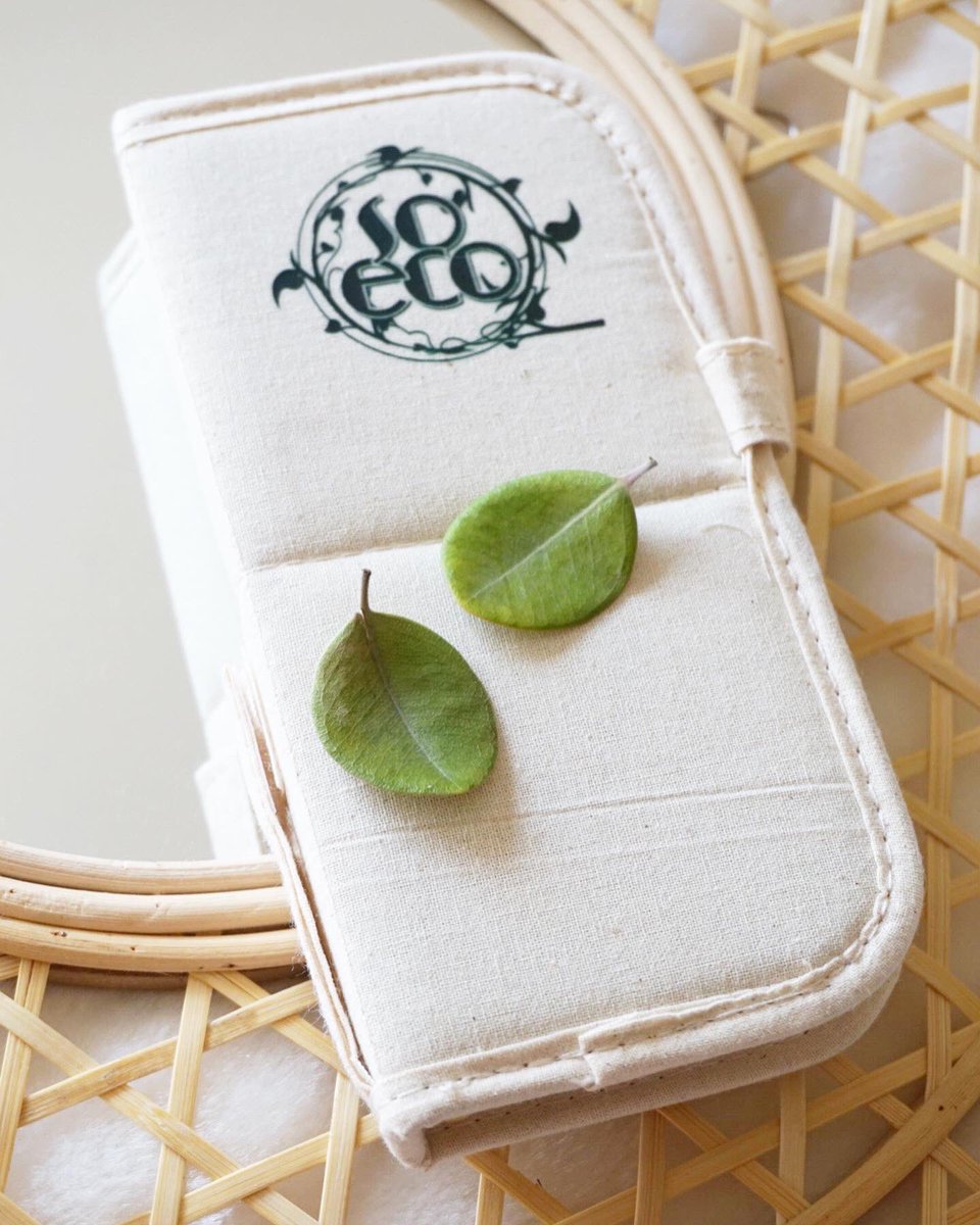 SandraMiau1876's tweet image. Me preguntáis por productos que sean #crueltyfree 👏🏻🎋 estos pinceles y brochas de #SoEco son #veganfriendly 🐰 y por cada 100 #brochas vendidas se plantará un 🌳
➡️ Las tenéis en @ilovemaquillaje 
miaupotingues.com/2020/03/brocha…
#makeup #vegan #ecologie