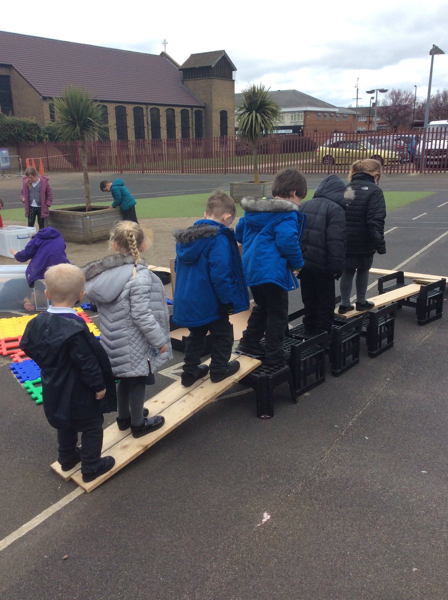 Mrs M Gallagher tweet media