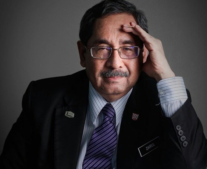 SaifulbRamli's tweet photo. Dear Y.Brs Tuan Ar. @ZAzidin
Congratulation on your retirement. Your contributions to the country &amp; JKR will never be forgotten. I'm gonna miss your energy and positively at our department. Your ideas, perspectives and your guidance have always inspired me.
TQ Sir. Hope you again https://t.co/LBdUiQjACN
