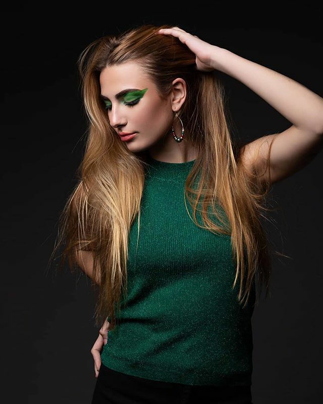 #Repost @rubensanchez_photo
・・・
Covers Estudio.

Agencia: <a href="/coversmodels/">Covers Models</a> 
Modelo: @saritalobe 
Maquillaje: @angelacastab3 💜💜💜