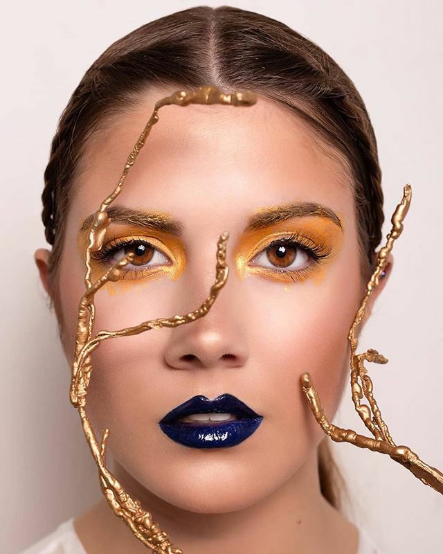 #Repost @rubensanchez_photo
・・・
#beauty  espectacular de @angelacastabmakeup con @maruchi_30_ 
Estudio <a href="/coversmodels/">Covers Models</a> 
Foto #rubensanchez_photo 
#fashion #style #model #makeup