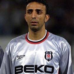ajansbesiktastr's tweet photo. Beşiktaş’ın 3 eski futbolcusu Ali Eren Beşerler, Sertan Eser ve Salih Akkaya Beylerbeyi Futbol Okulu’nu kurdu. @sertaneser11 @SalihAk88550112 @BeserlerEren https://t.co/jDIxd6htxS