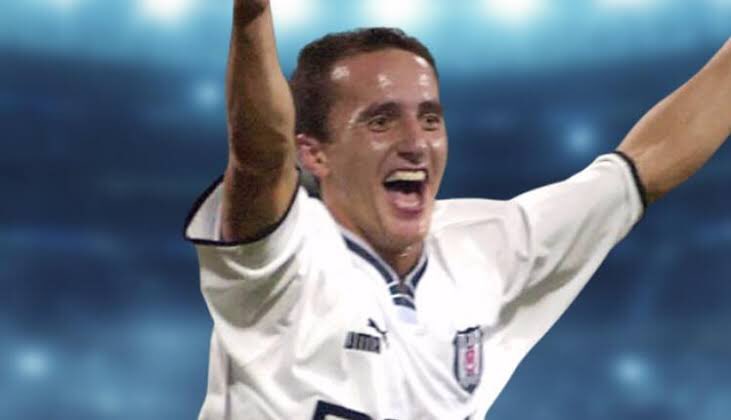 ajansbesiktastr's tweet photo. Beşiktaş’ın 3 eski futbolcusu Ali Eren Beşerler, Sertan Eser ve Salih Akkaya Beylerbeyi Futbol Okulu’nu kurdu. @sertaneser11 @SalihAk88550112 @BeserlerEren https://t.co/jDIxd6htxS