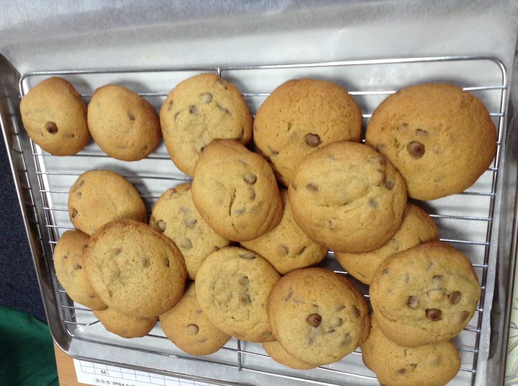 latimerprimary's tweet image. #ClassKB have been busy this morning learning about Fairtrade and using Fairtrade products to make their chocolate cookies to sell tomorrow. The classroom smells amazing!!!  #Fairtradefortnight #Latimerscienceweek