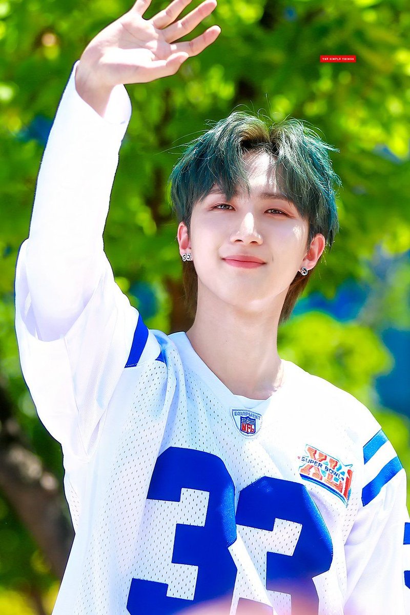 PentagonIsLoved's tweet photo. —hey, Hui. You are one of the people I admire, with how talented you are but still manage to stay humble. I hope you're happy with your career, happy with those around you, and happy with yourself.
<love letters to Pentagon>
@CUBE_PTG https://t.co/fh9cLjqphc