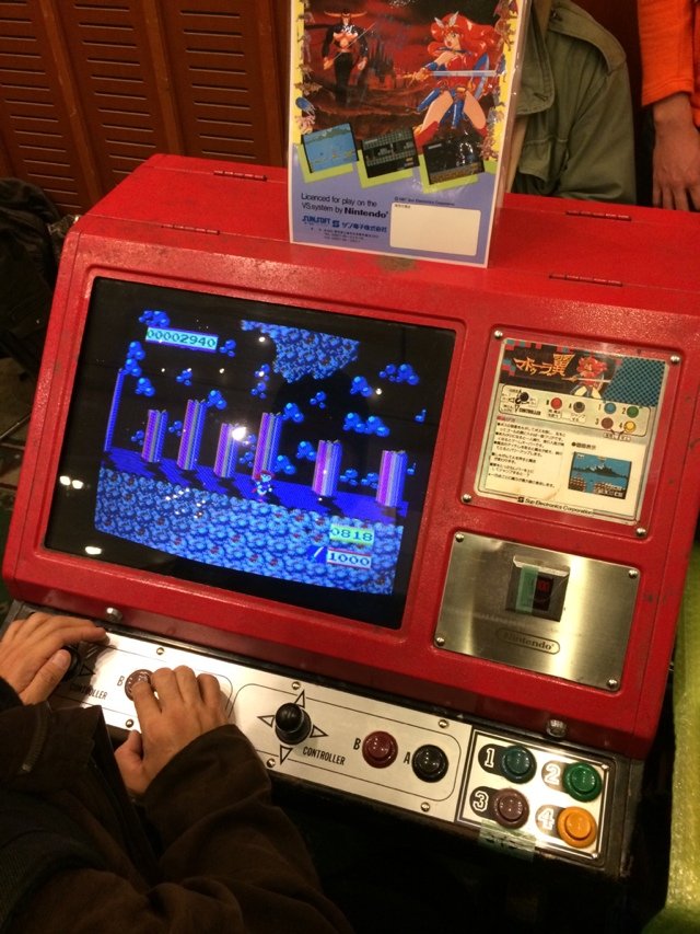 SunsoftHistory's tweet photo. The only known prototype cabinet containing Wing of Madoola for VS System. It also has the unreleased VS System exklusive Lionex on it. #sunsoft #wingofmadoola #lionex #nintendo #vssystem https://t.co/JbLyWwM72k