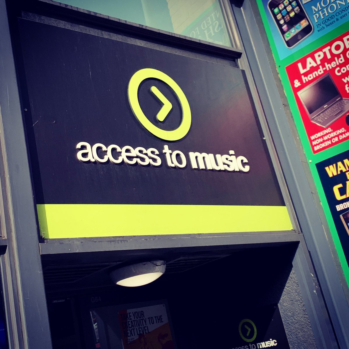 igfield's tweet photo. Whilst I did have drum lessons many years ago thankfully I wasnโt asked to play them today when I presented to the students at @Access_Creative It was my first visit and what an impressive set up and pathway in to a possible career in LIve Events #accesscreative #eventprofs ๐ค๐ถ https://t.co/TaYTVGKxHu