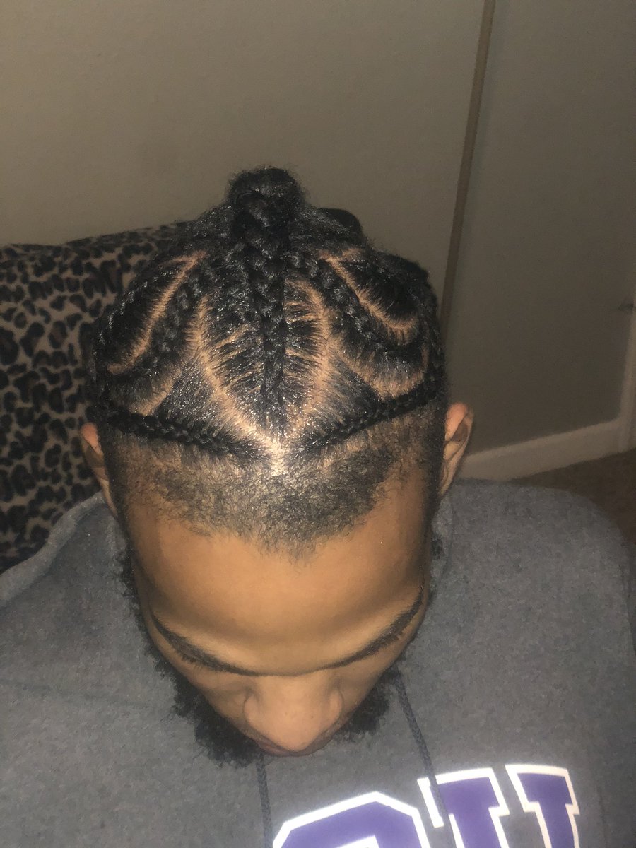 NeverForsaken14's tweet image. Man bun Thursdays ‼️
$25‼️ $25‼️$25‼️
Openings Available‼️
Text Gwen 225.503.2152 for appointments 📲
#batonrougebraider #batonrougebraids #batonrougemanbun #louisianabraider #southernuniversitybraids #lsubraids #manbun #braids #bookme #follow #like  #braidslocsnbeyonnd225