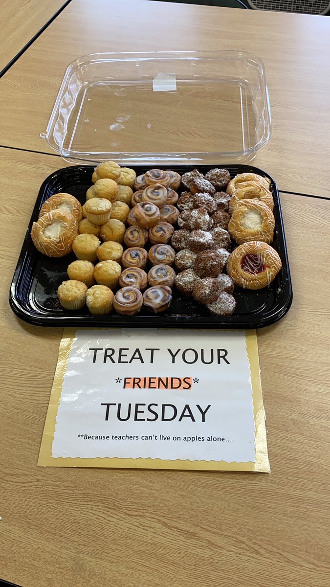 Principal0531's tweet photo. #TYFT Treat Yo’ Friends Tuesday is a fun thing I started last school yr. It started with me bringing in a treat every Tues. Bc teachers can’t live on apples alone & it quickly turned into staff participating too by taking 1 Tuesday of the yr. It’s not just food but any fun treat. https://t.co/JnMQEKpoJq