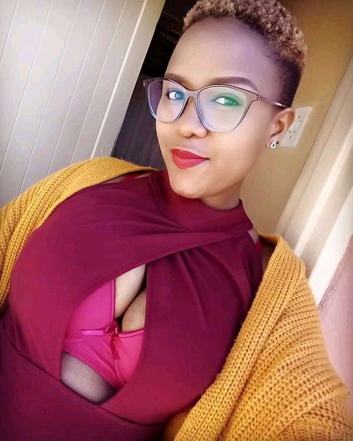 Tanta_Seseli's tweet photo. #loveBlonde #shorthair ❤ 
#GlassFrames ❤ https://t.co/gbqiS2ptk2