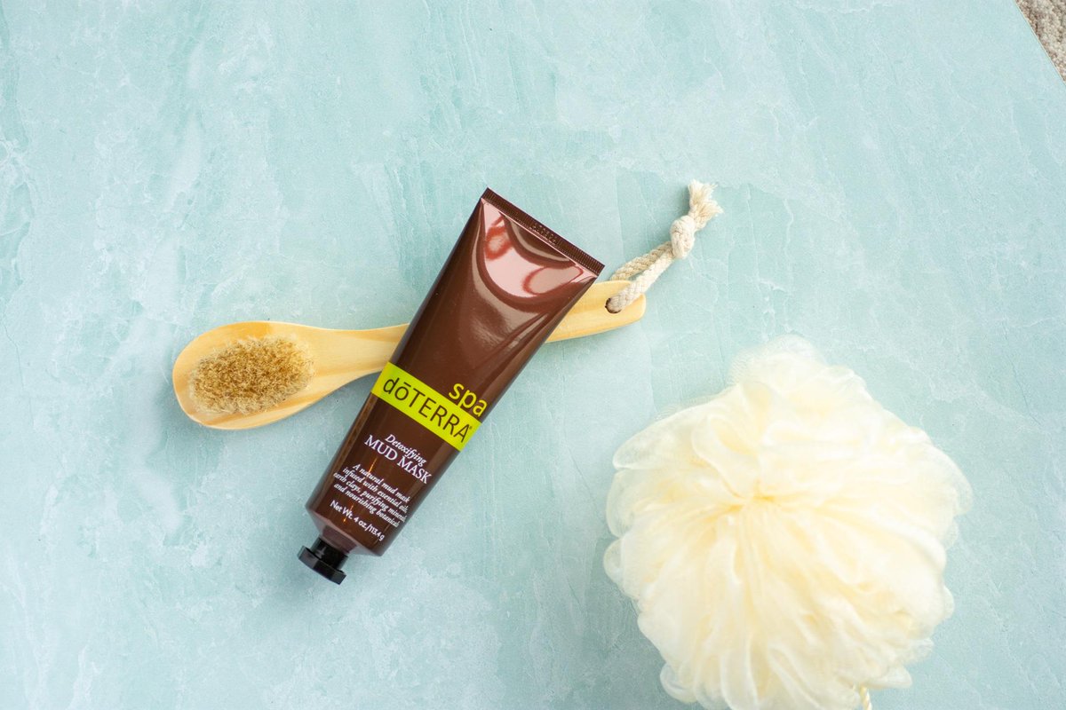 QEssential_Oils's tweet photo. Take time to relax with the doTERRA SPA Detoxifying Mud Mask! https://t.co/I27534dD7I