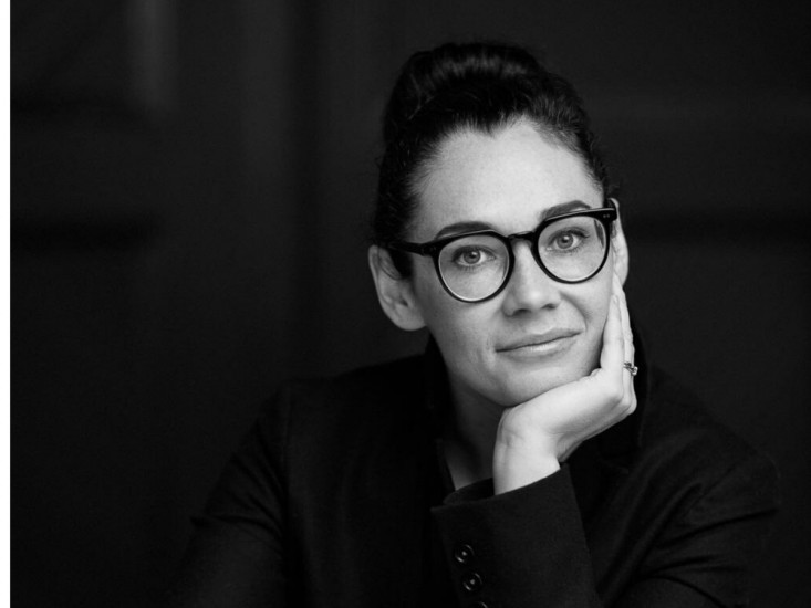 shewritesdotcom's tweet photo. .@MegLittleReilly broke into the publishing scene in 2016 with her debut book #WeAreUnprepared trailed in 2018 by #EverythingThatFollows. We've rounded up some of our favorite interviews with Reilly filled with advice to other writers. #WhySheWrites β‘οΈ https://t.co/0qe1LeiI61 https://t.co/4Wq4TmdC5a