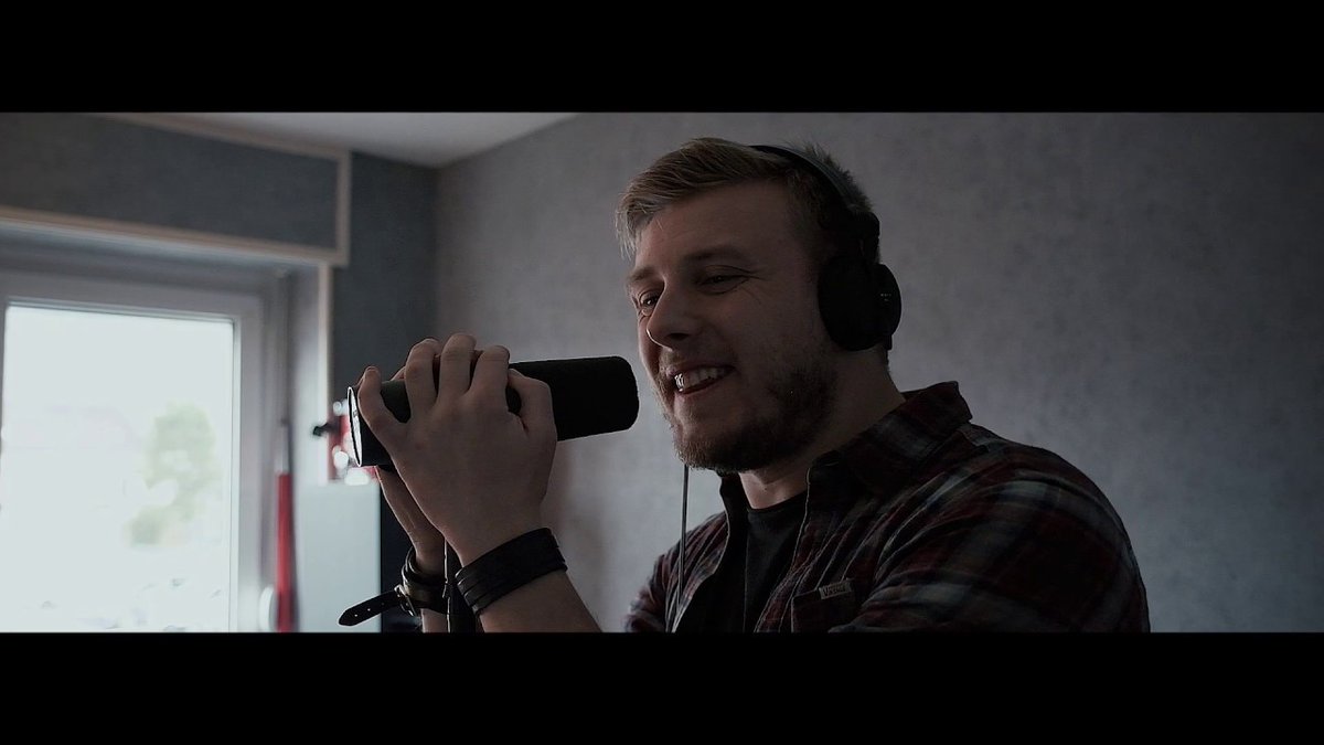 RadioMetal's tweet photo. AVANT-PREMIÈRE - #BeyondRemains dévoile le clip vidéo de la reprise « The Rhythm Of The Night » (CORONA) : https://t.co/2HERSuVJsg https://t.co/e4P2XlOgRY