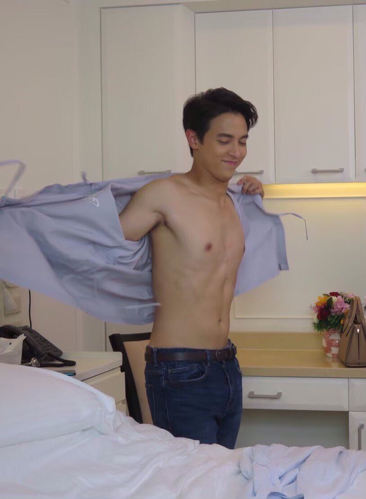 jari_lovejira's tweet photo. พักโฆษณา ก็ไปหารูปป๋า @Jirayu_jj มาแปะ #เล่ห์บรรพกาลep1 #เจมส์จิ 
(Cr.อาปิ่นเอง😁) https://t.co/AcAllBcB0A