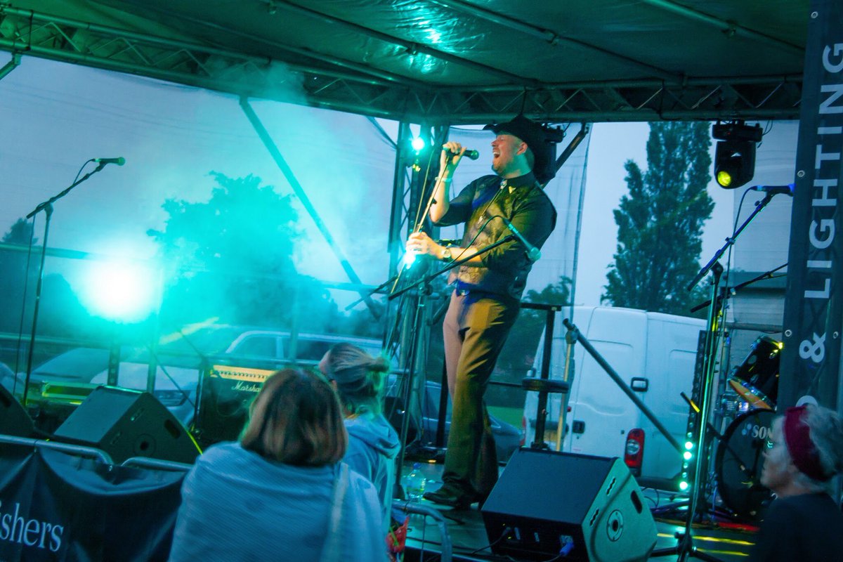 Our third Live Music Night is on Sat 23 May! An afternoon and evening of live rock, pop and country classics. There will be food and drink, stalls, and activities for the children including a craft tent. Music starts at 1pm, building up to the main acts from 5pm.