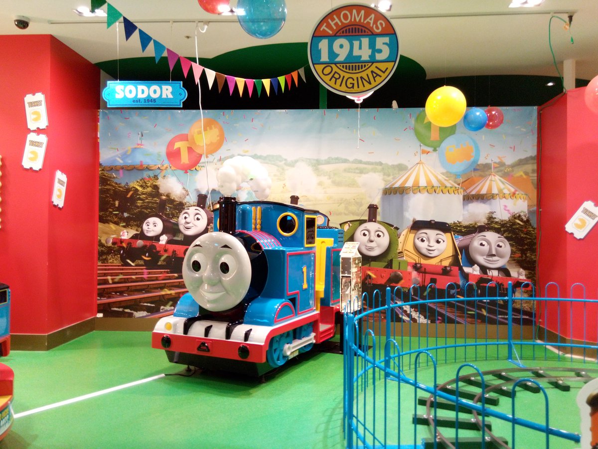 hamleys thomas the tank engine